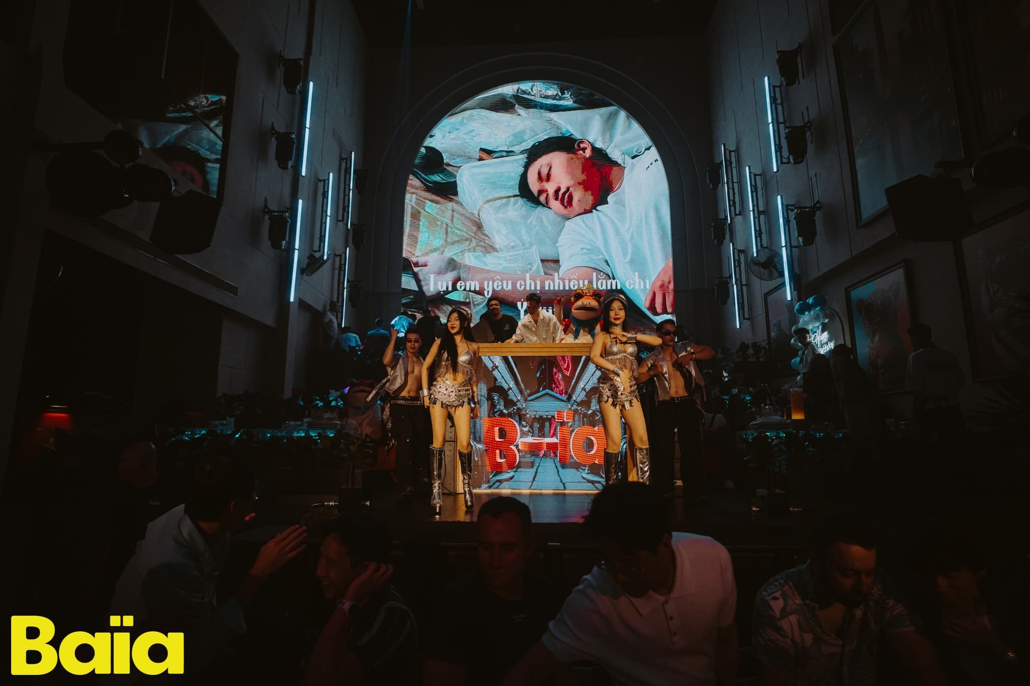 BAIA Saigon — không gian lounge & club 11